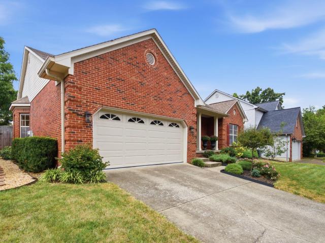 1761 Headley Green