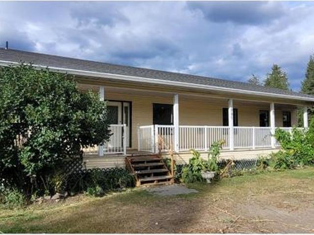 1761 Kopeka Place, Williams Lake, BC, V2G 5B4 house for sale | Listing ID R3168 | Royal LePage