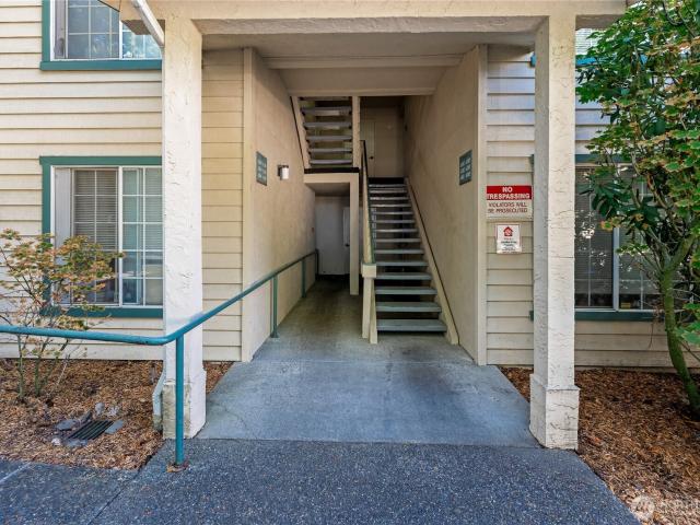 17624 1st Avenue S # A302
