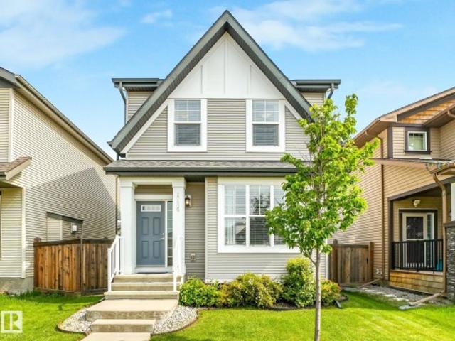 1762 A Street Nw, Edmonton, AB, T5Y 0V1 house for sale | Listing ID E4502 | Royal LePage
