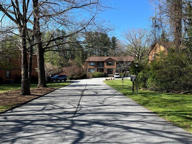 1763 Haywood Manor Rd, Unit D, Hendersonville, NC 28791 | MLS #4367