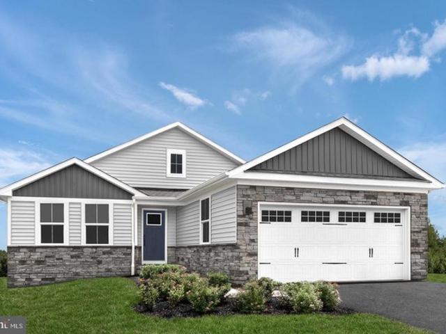 1763 Recife Ct, Martinsburg, WV 25403