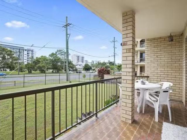 1/76 Coolangatta Road, Coolangatta, QLD 4225