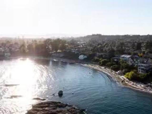 176 Barkley Terr, Oak Bay, BC, V8S 2J6 vacant land for sale.