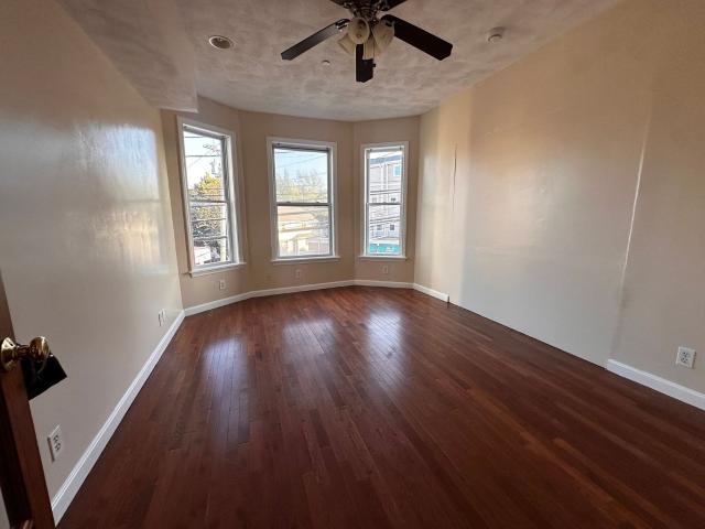 176 Elm Unit 2, Everett, US, MA