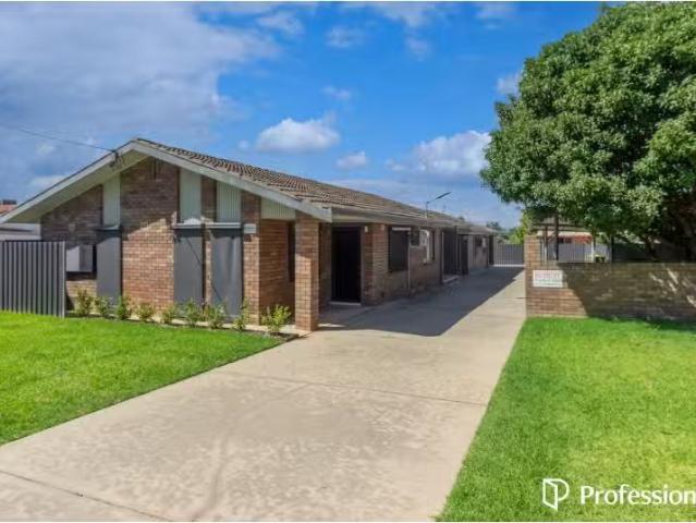 1/76 Fay Avenue, Kooringal Apartment for rent Listed by Imoge.