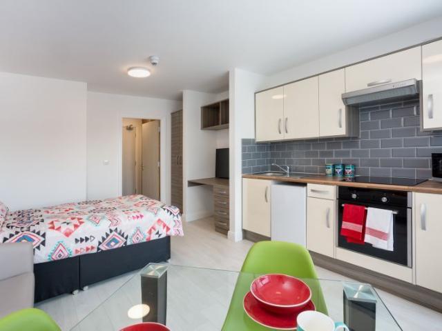 176 Fylde Road, 08 Student Village, Preston, Lancashire PR1, Studio to rent, £628 pcm | PrimeLocation