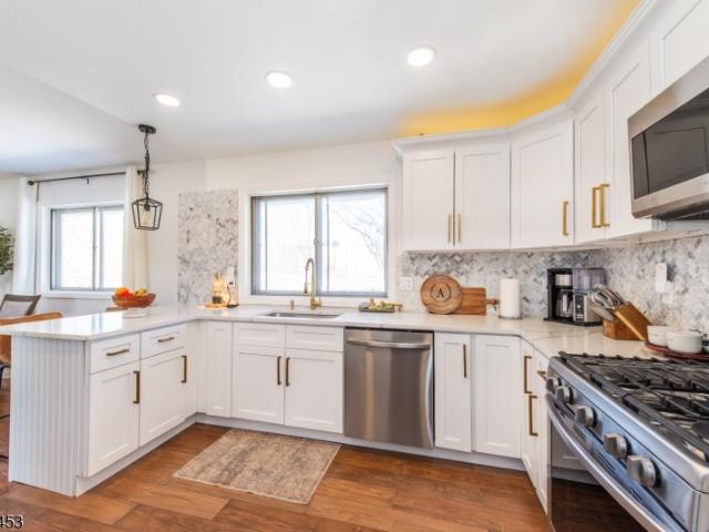 176 Harrison Rd