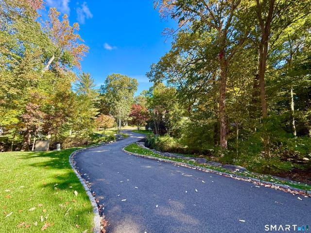 176 Nichols Avenue, Stamford, US, CT