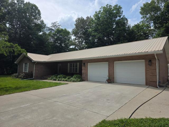 176 Redwood Lane