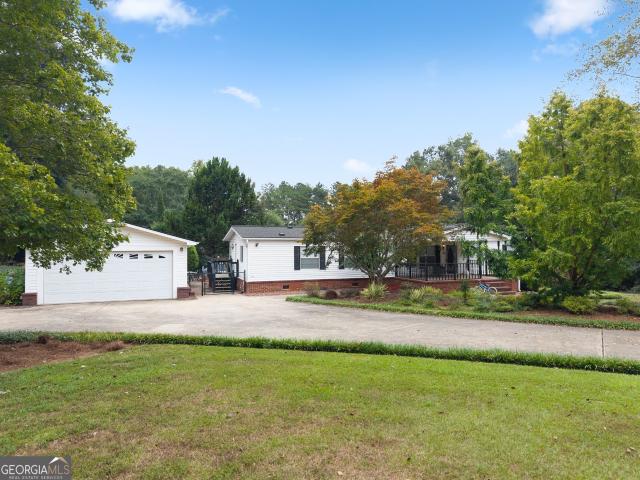 176 Woodpecker Lane