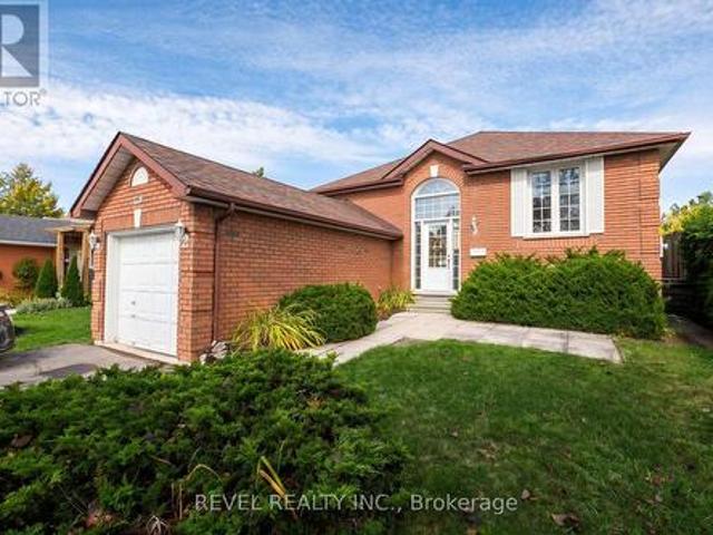176 Towerhill Road, Peterborough, ON, K9H 7M8 house for sale | Listing ID X13814 | Royal LePage