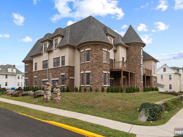 176 Union Avenue # 8