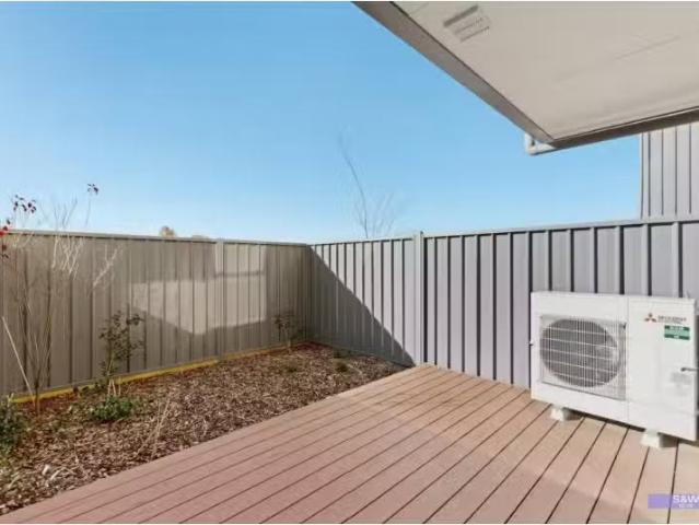 17/75 Kate Crace Street, Gungahlin ACT 2912 Townhouse for rent.