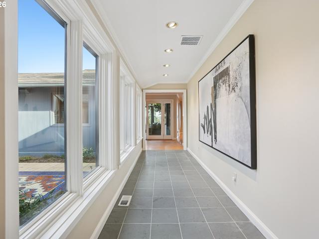 1776 sw montgomery dr