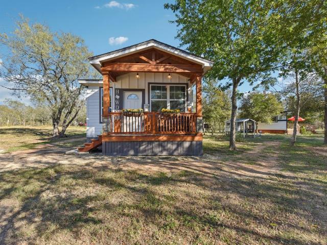 1777 Fox Ln, Lockhart, TX 78644 | MLS #6953