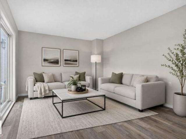 1777 Street Nw, Edmonton, AB, T5Z 2E3 townhouse for sale | Listing ID E4508 | Royal LePage