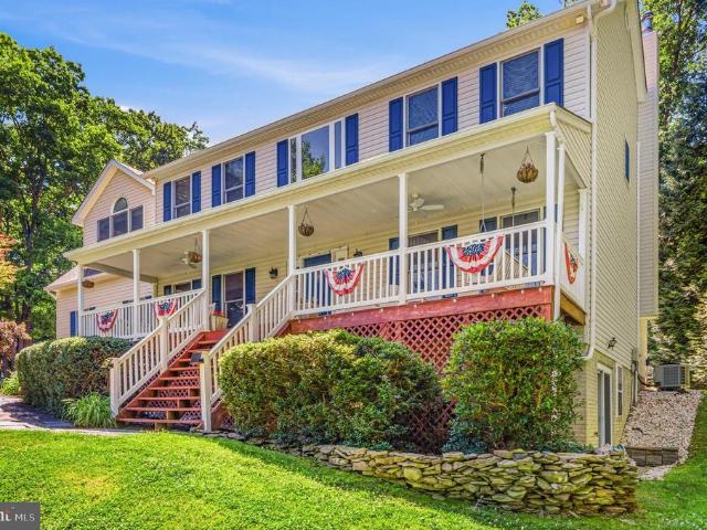 17713 Foxmoor Drive