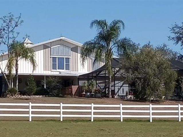 17725 Powerline Rd, Dade City, FL 33523