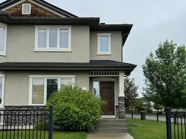 177 135 Ashworth Crescent, Saskatoon Approx. 1,152 sq. ft. Townhome | 3 Bedrooms | 1.5 Bathrooms
