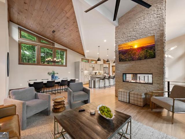 177 Creekside Landing