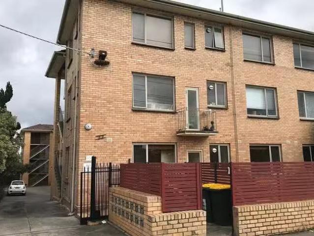 1/77 Alma Road, St Kilda, VIC 3182