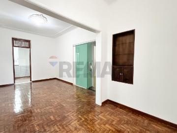 177 Área Útil Casa Alugar, 4 Dormitórios localizado em RUA ALBERTO TORRES, 220, Matatu, Salvador, Bahia, 40255175 | Brasil