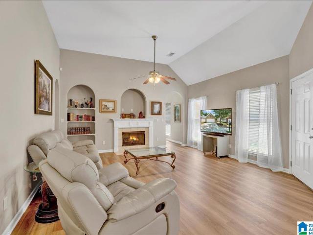 177 Highview Cove