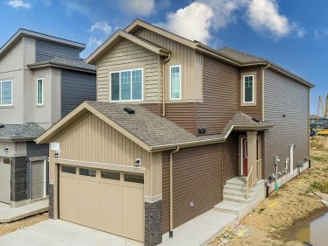 1786 Crossbill Loop Nw, Edmonton, AB, T5S 0Y5 house for sale | Listing ID E4503 | Royal LePage