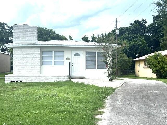 1789 Bacom Point Rd, Pahokee, FL 33476