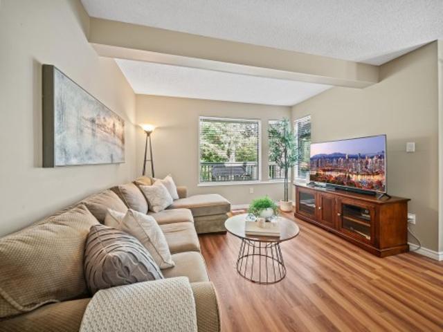 1789 Lilac Drive, White Rock, BC, V4A 6C7 townhouse for sale | Listing ID R3163 | Royal LePage