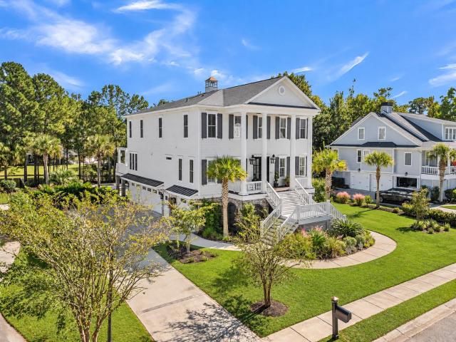 1780 W Canning Drive
