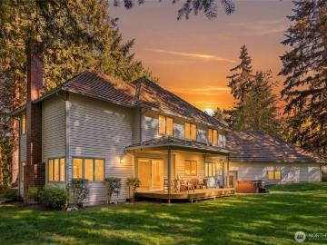 17812 NE 154th St, Woodinville, WA 98072 | MLS #2497