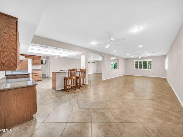 17837 N Country Club Dr, Sun City, AZ 85373 | MLS #6947
