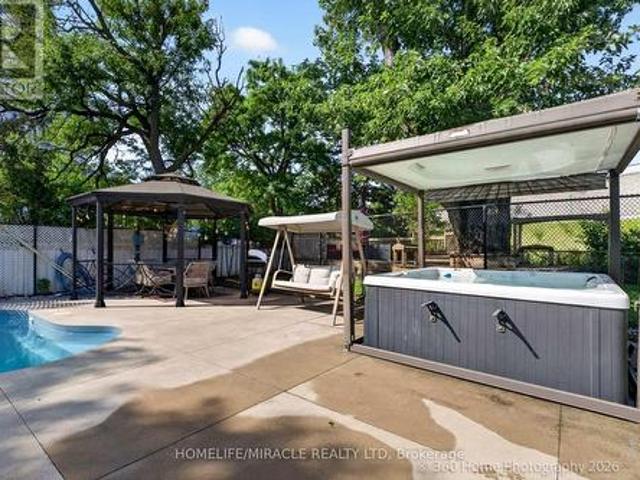 178 Kingsview Boulevard, Toronto, ON, M9R 1V5 house for sale | Listing ID W13749 | Royal LePage