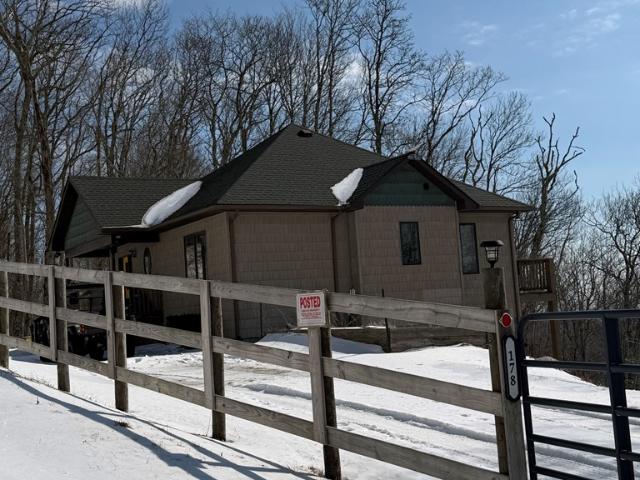 178 Holiday Lane
