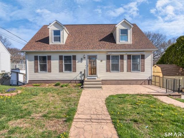 178 Mirra Dr, Groton, CT 06340