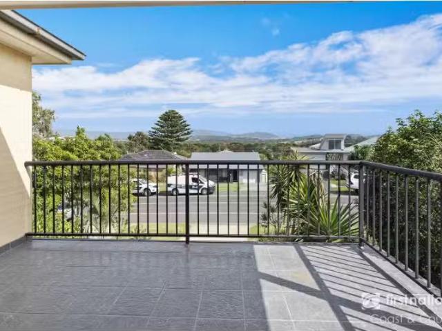 178A Charles Avenue, Minnamurra House for rent Listed by Vand.