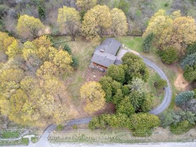 17940 Airport Road, Caledon, ON, L7K 2G8 house for sale | Listing ID W13722 | Royal LePage