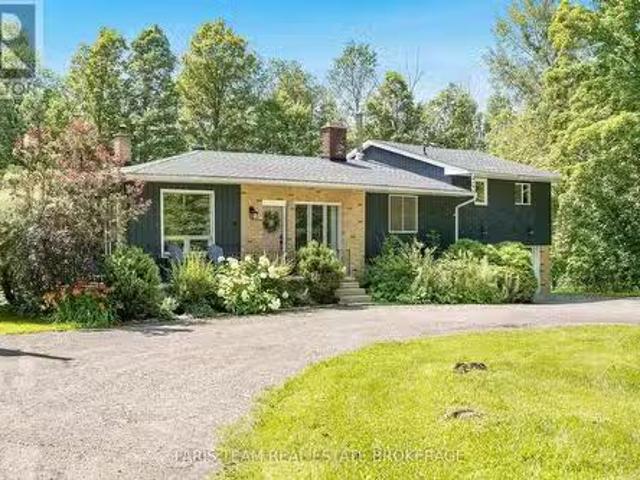 17956 Warden Avenue, East Gwillimbury, ON, L0G 1V0 house for.