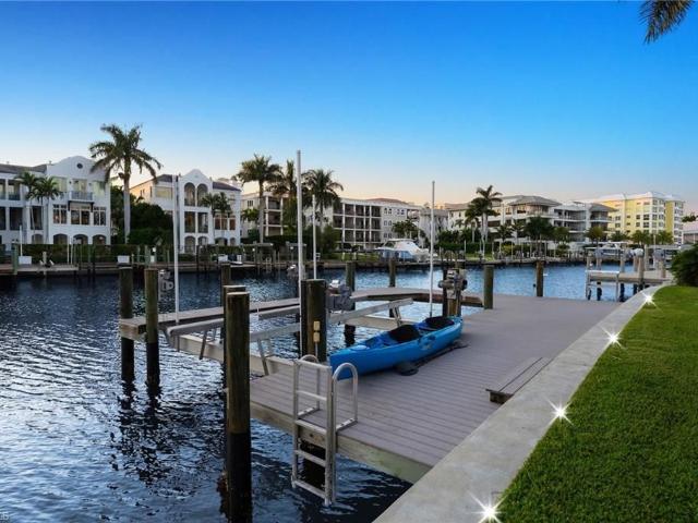 1795 Hurricane Harbor LN, NAPLES, FL