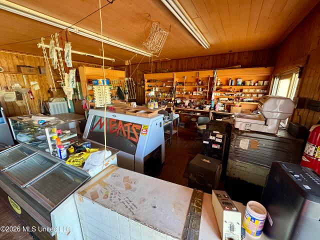 17965 Highway 61