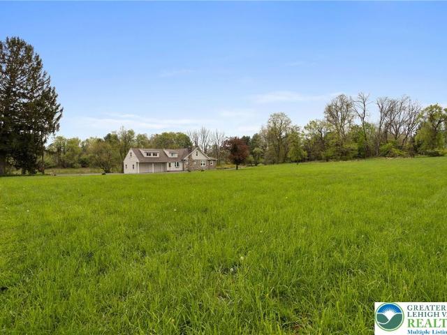 1790 Friedensville Rd, Bethlehem, PA 18015 | MLS #768702