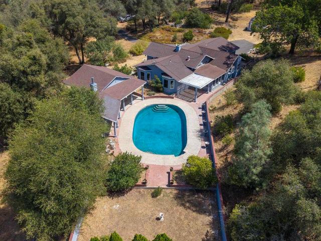 17910 Dolores Ln