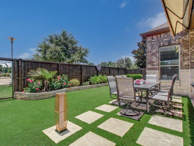 17915 Olde Oaks Estate Court