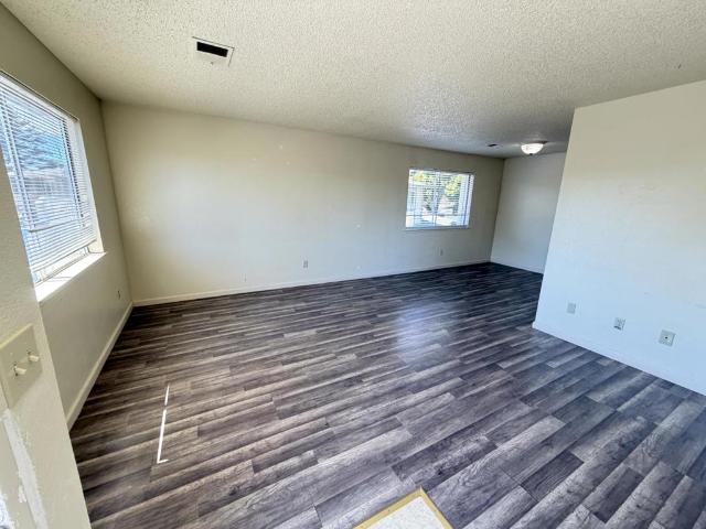 1791 Cherokee Dr 4