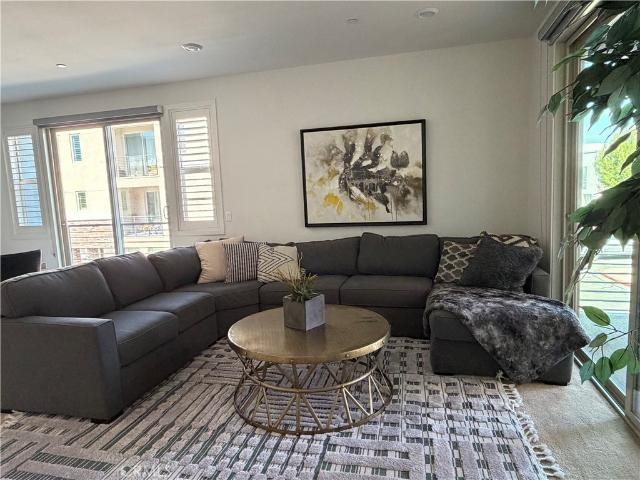 179 Cadence, Irvine, CA 92618 | MLS #TR26090