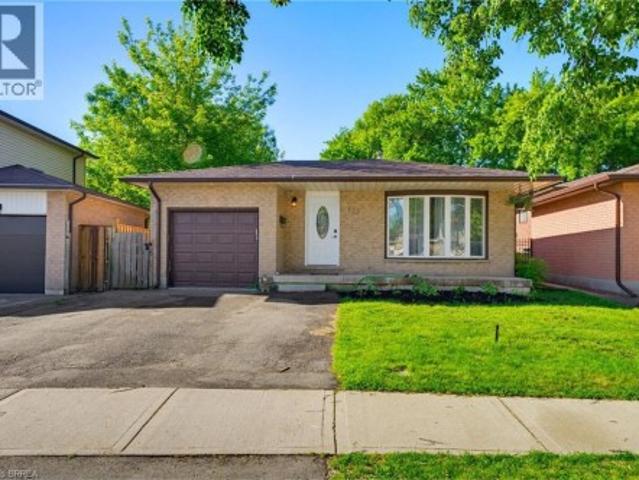179 Banbury Road, Brantford, ON, N3P 1E6 house for sale | Listing ID 40859 | Royal LePage