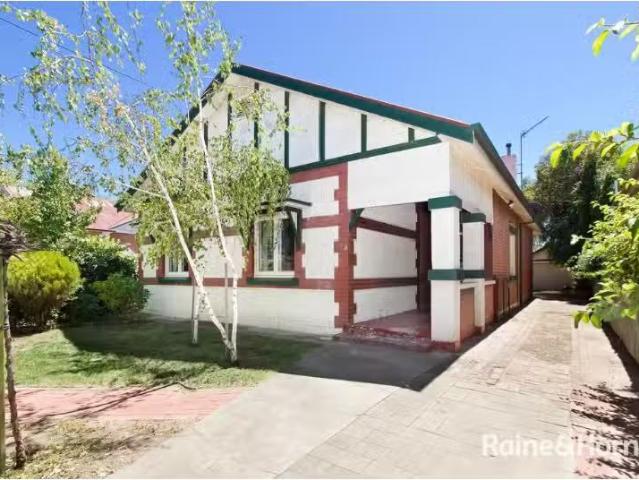179 Edward Street, WAGGA WAGGA House for rent Listed by Kara.