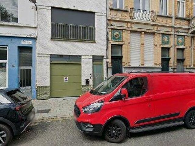 179 m2 apartment for rent in Stad Antwerp